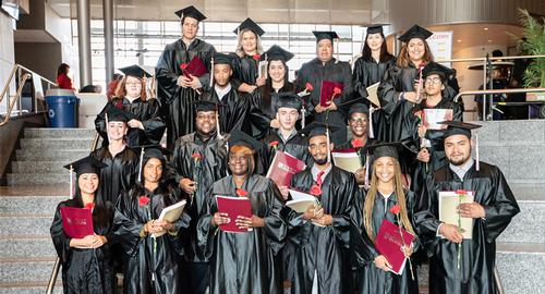 group photo of students at the ceremony
