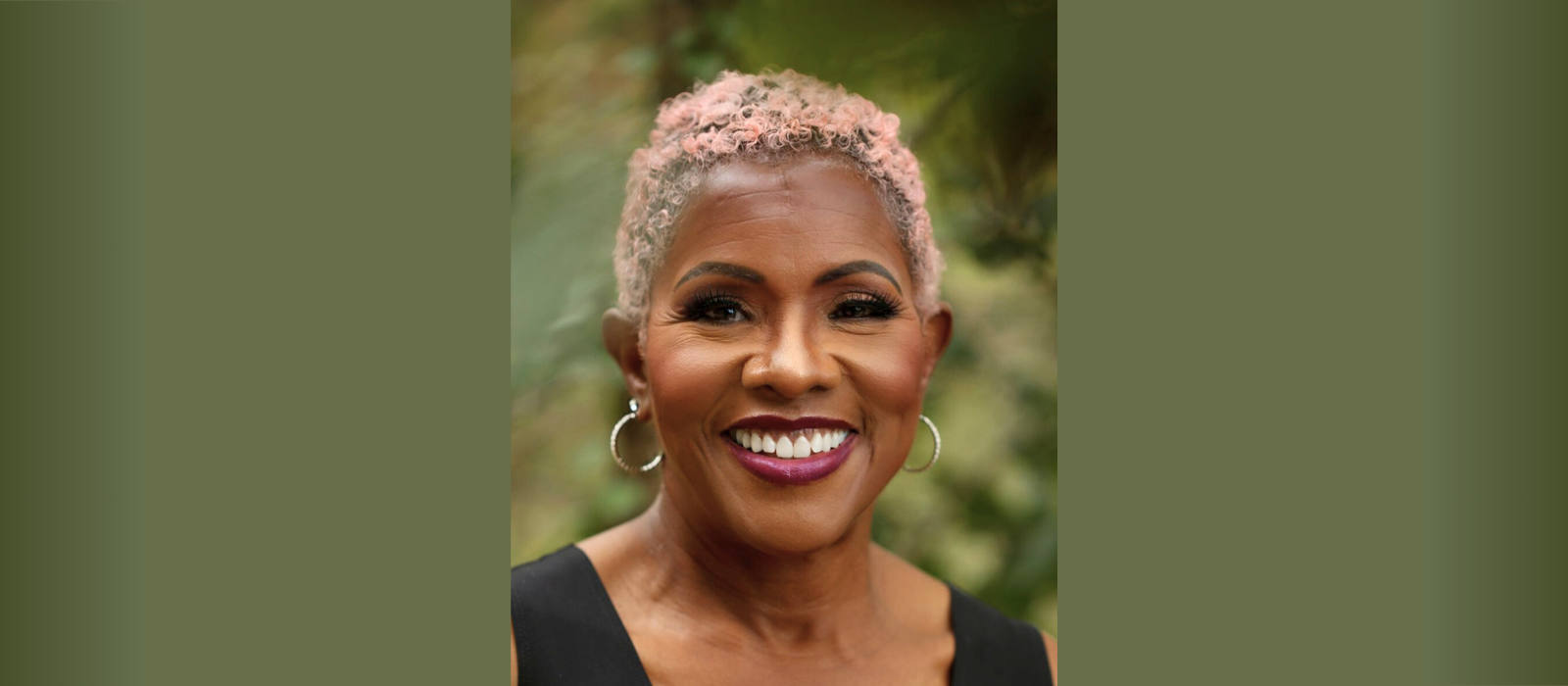 Head shot of Jane-Ellen Miller